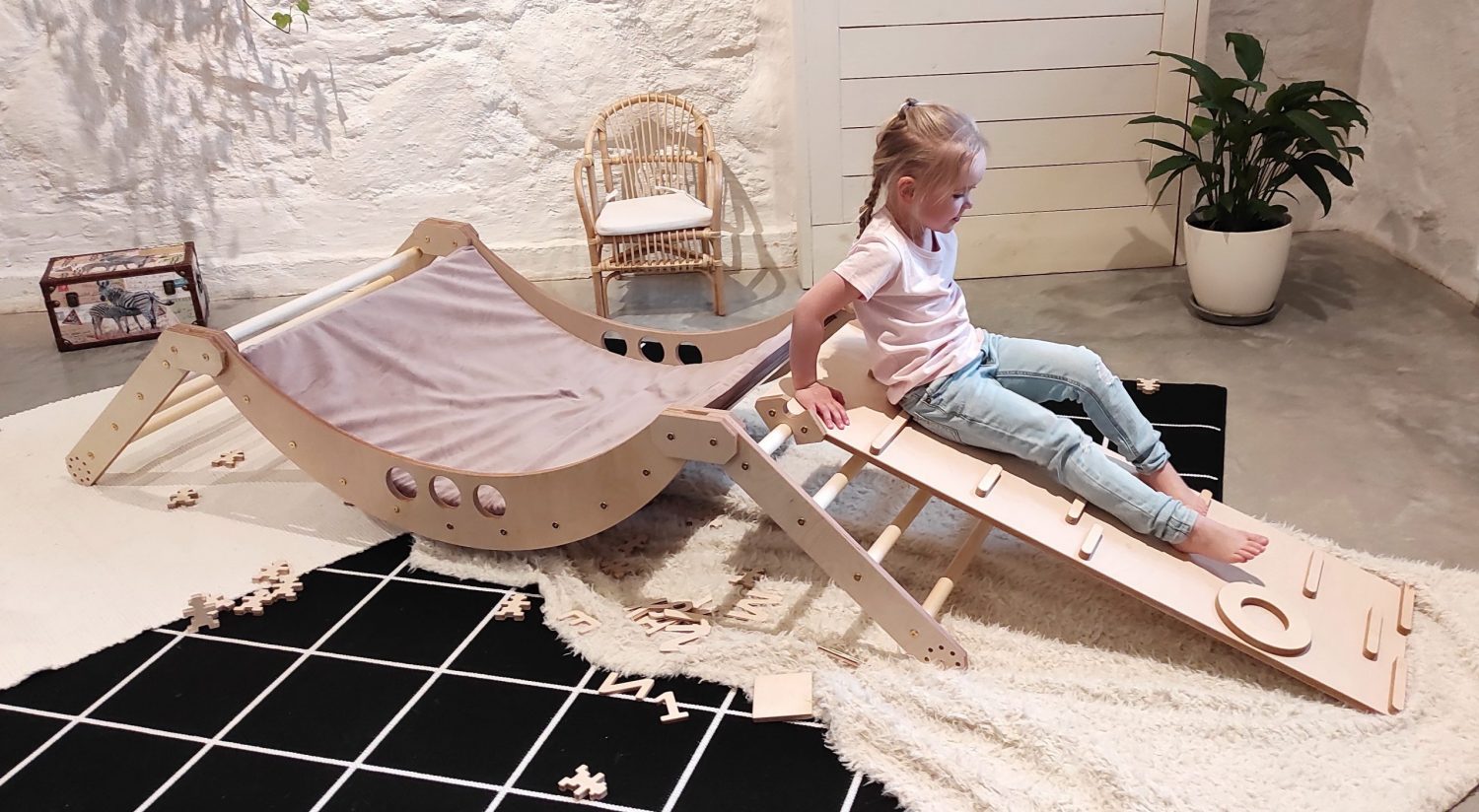 Inspired by Pickler's theory Indoor Climbing Triangle Set - Play Gym & Playhouse for Toddlers HILLTOWN CLIMBER from Luula